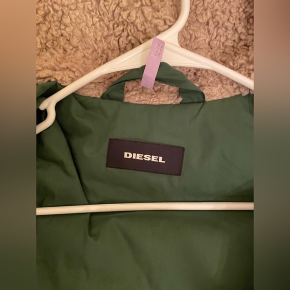 In New Condition Green Diesel Puffer Jacket! Perfect for super cold weather - Picture 4 of 6